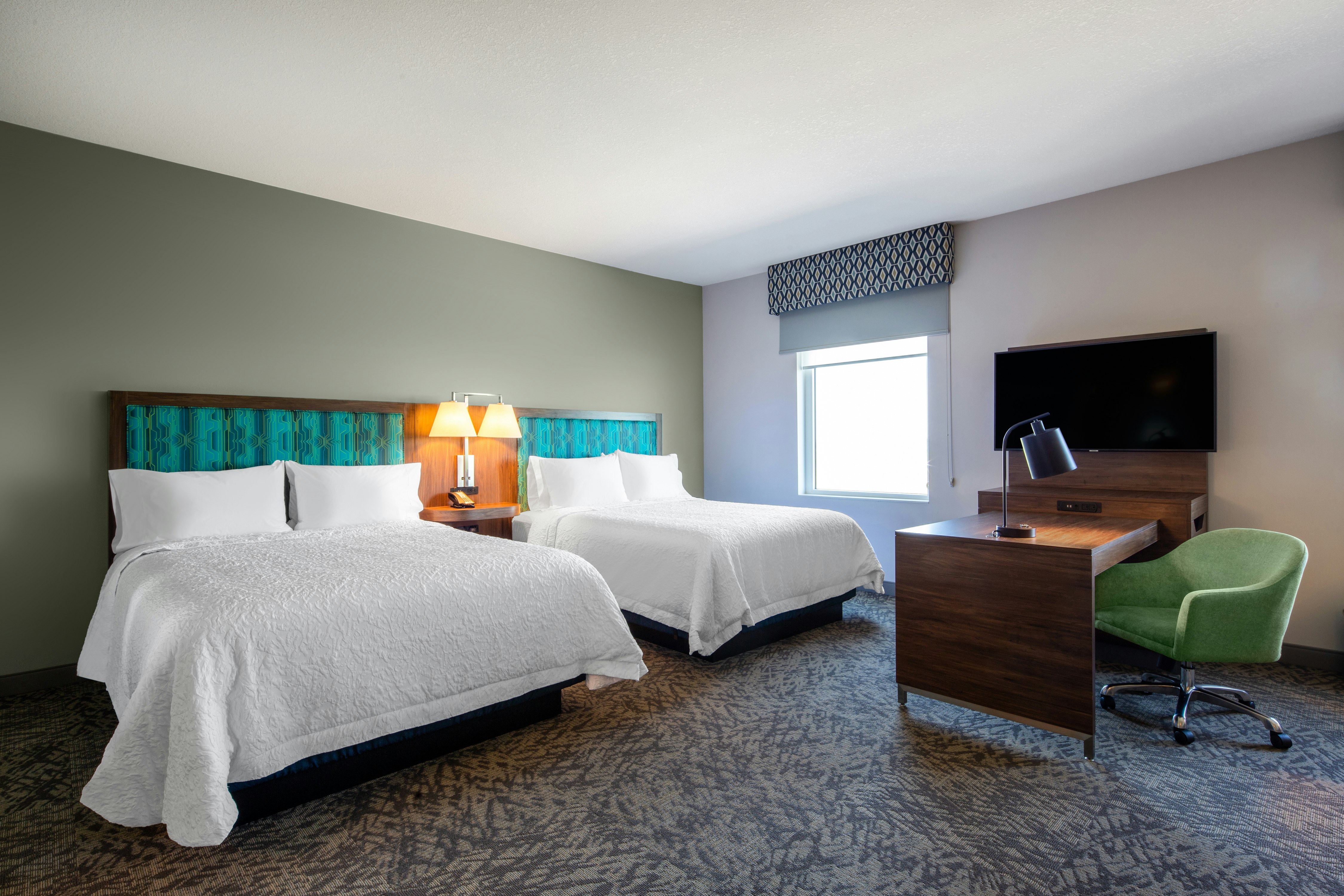 جناح بسريرين كوين، Hampton Inn and Suites Edmonton St. Albert, AB 4/5