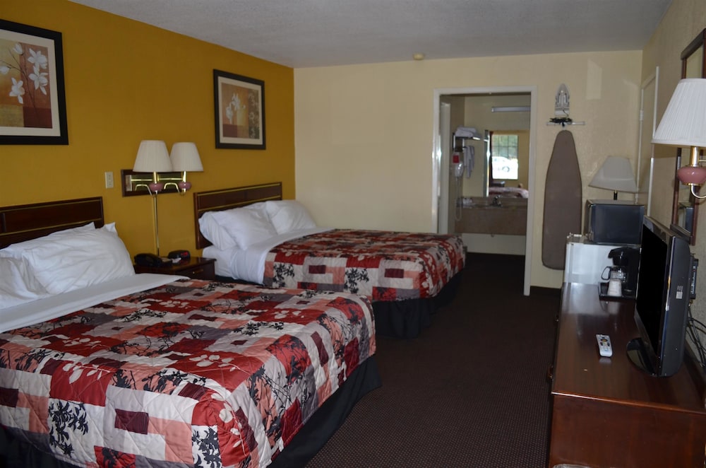 Americas Best Value Inn Batesville 10/33