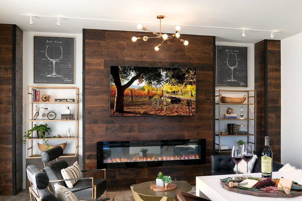 Wine Stone Inn 6/64