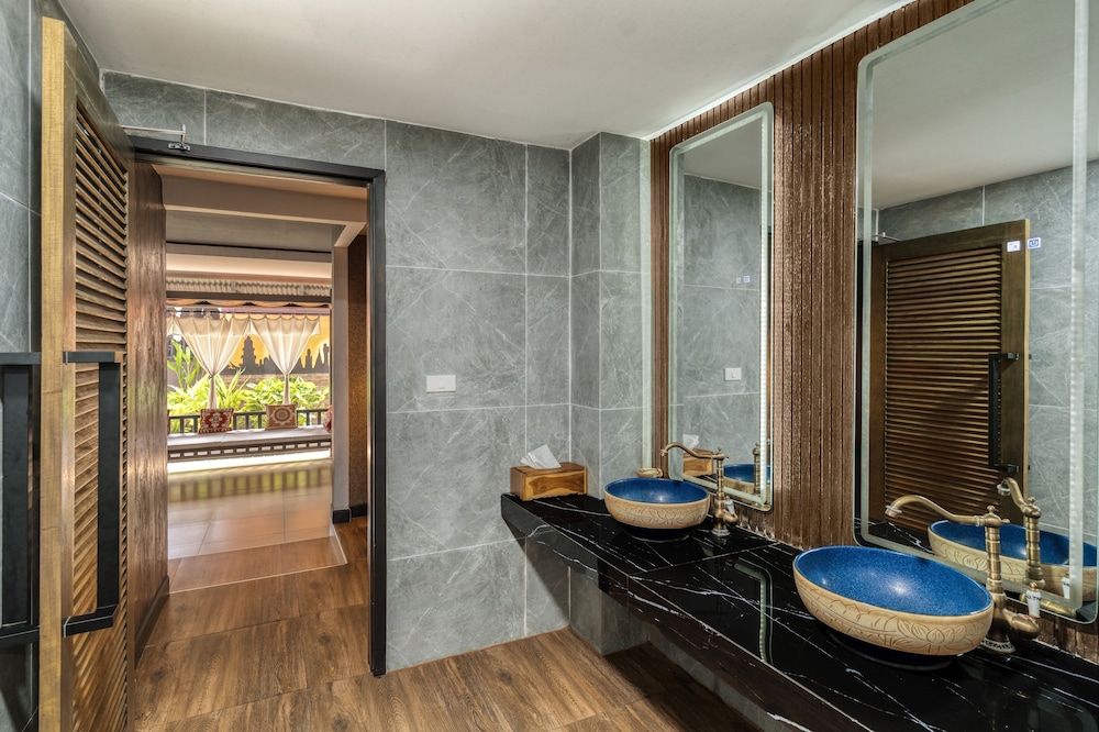 The Phulin Resort 57/60