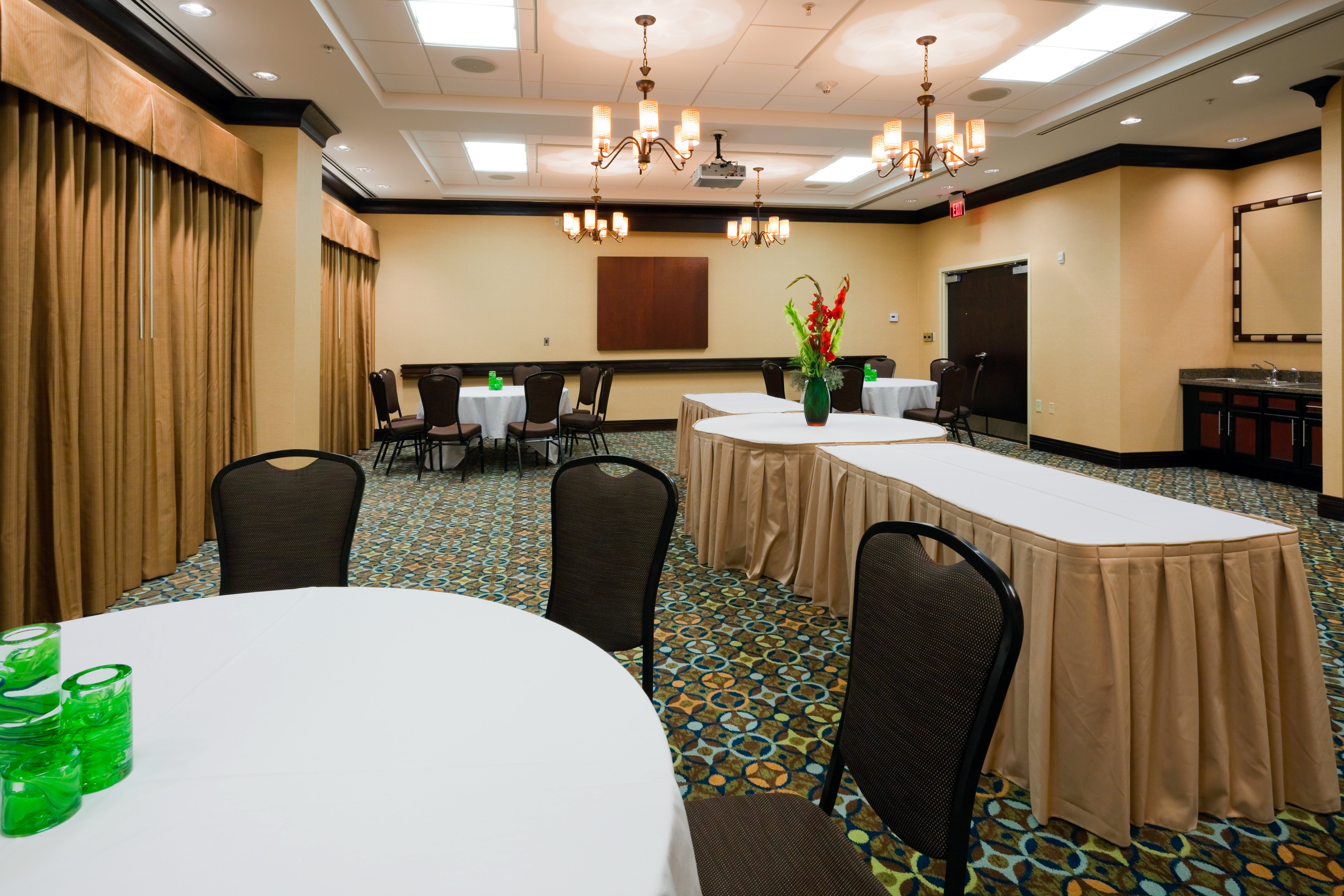 Holiday Inn Express Hotel Suites Mobile Saraland 51/54