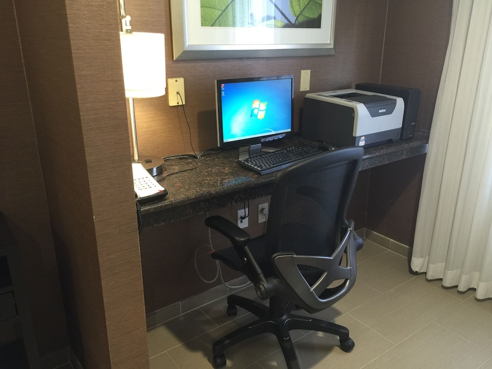 Best Western Brentwood Inn 20/31