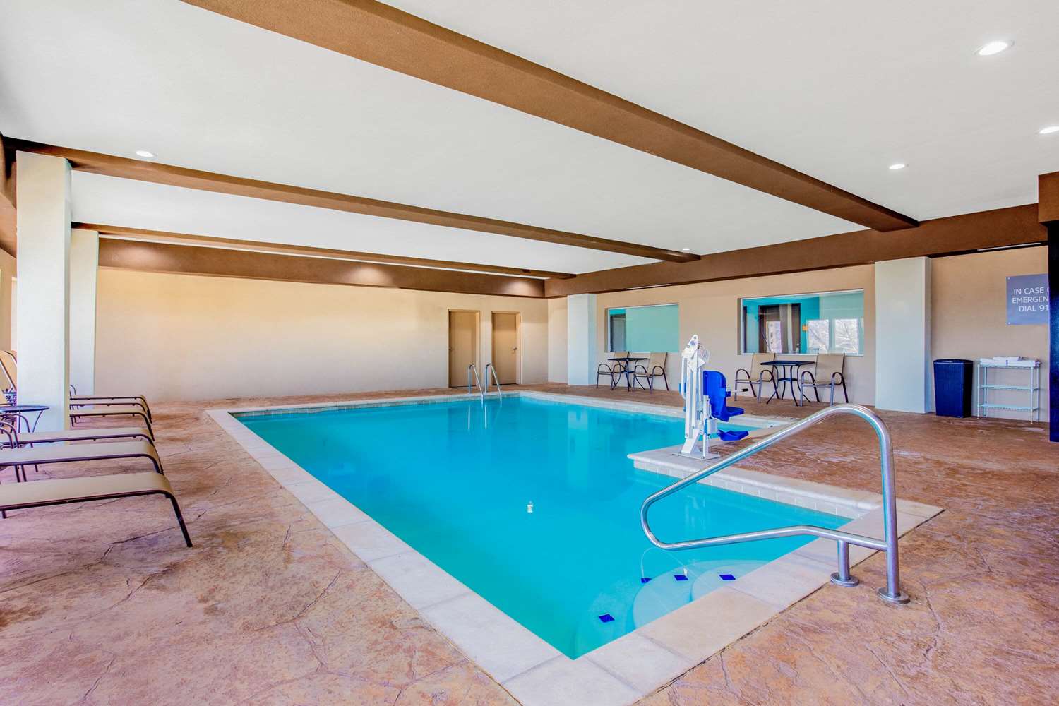 La Quinta Inn & Suites by Wyndham Northlake Fort Worth 13/25