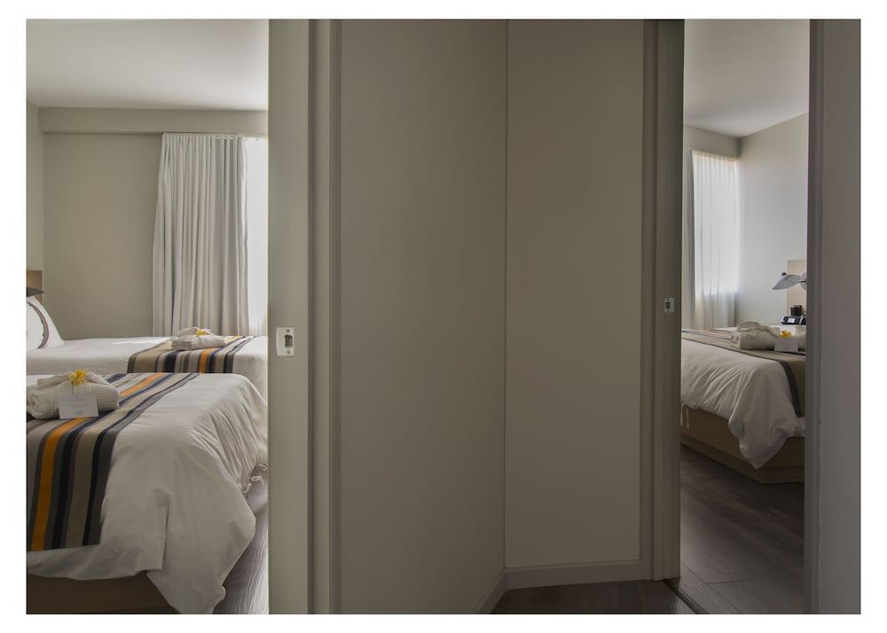 CASA GRANDE SUITES 41/42