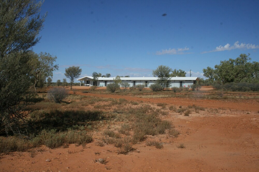 Cooper's Country Lodge 23/32