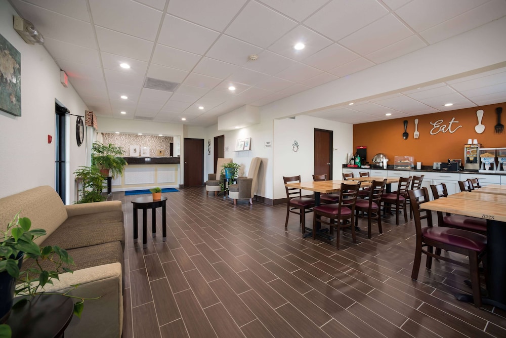 Ramada by Wyndham Effingham 26/41
