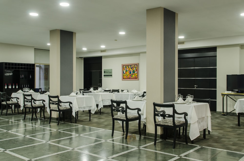 San Nicolas Plaza Hotel 45/61