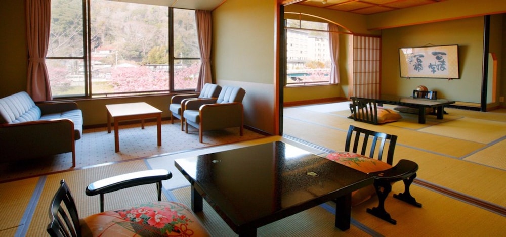 Hotel Kawachiya 93/100