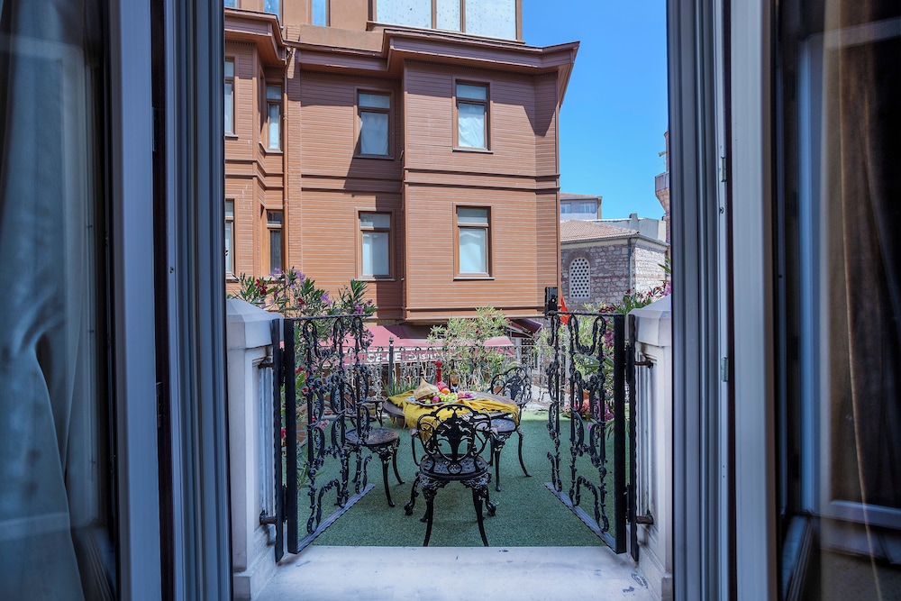 Balin Boutique Hotel 5/50