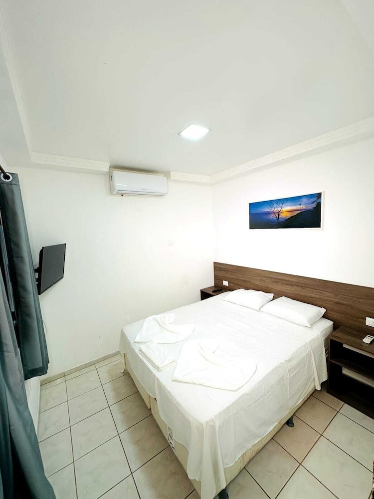 1 BEDROOM, APARTMENT, DOUBLE BED
