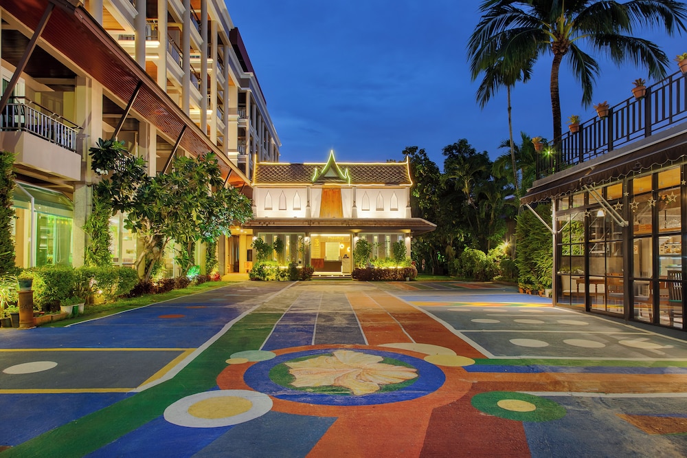 Thanthip Beach Resort 41/50