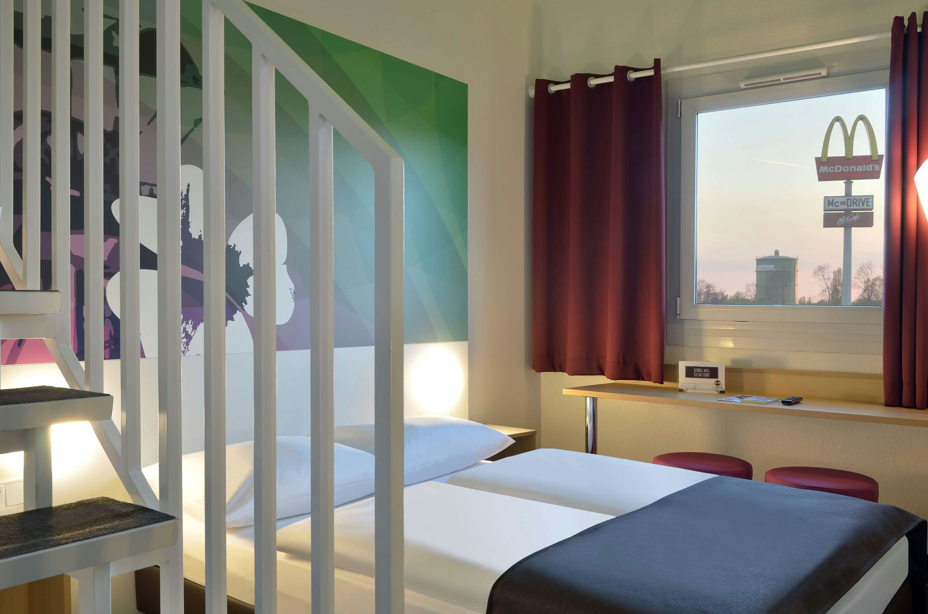 B&B Hotel Bochum-Herne 8/22