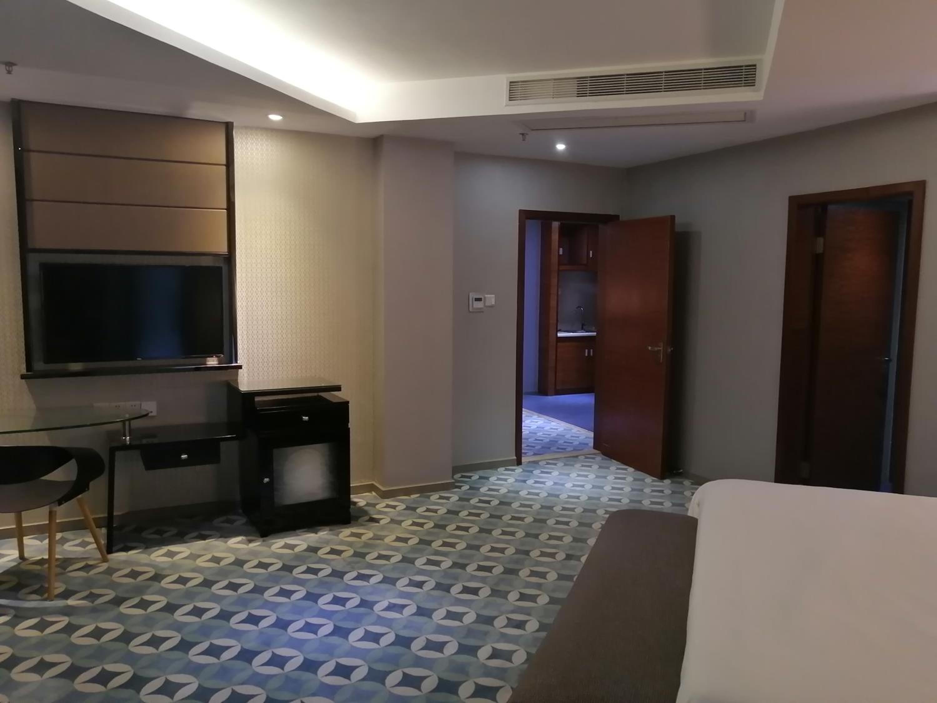 Ramada by Wyndham Meizhou 27/40