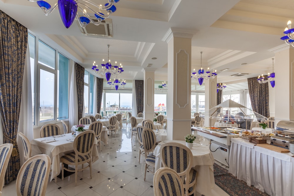 restaurant-cafeteria