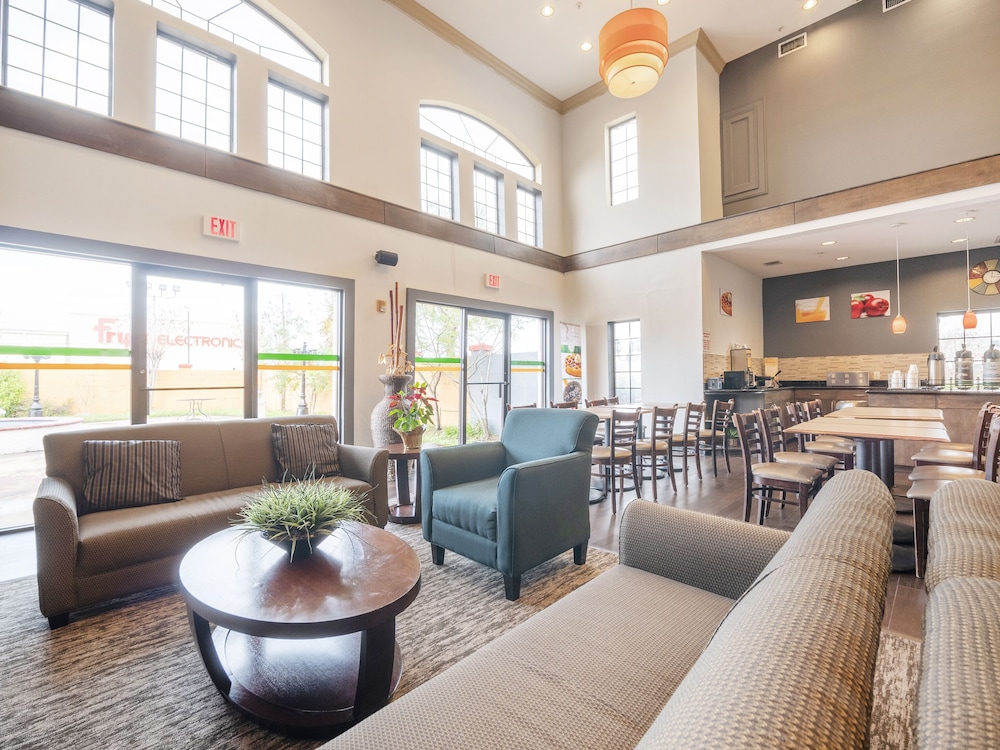 Baymont by Wyndham Houston North 40/67