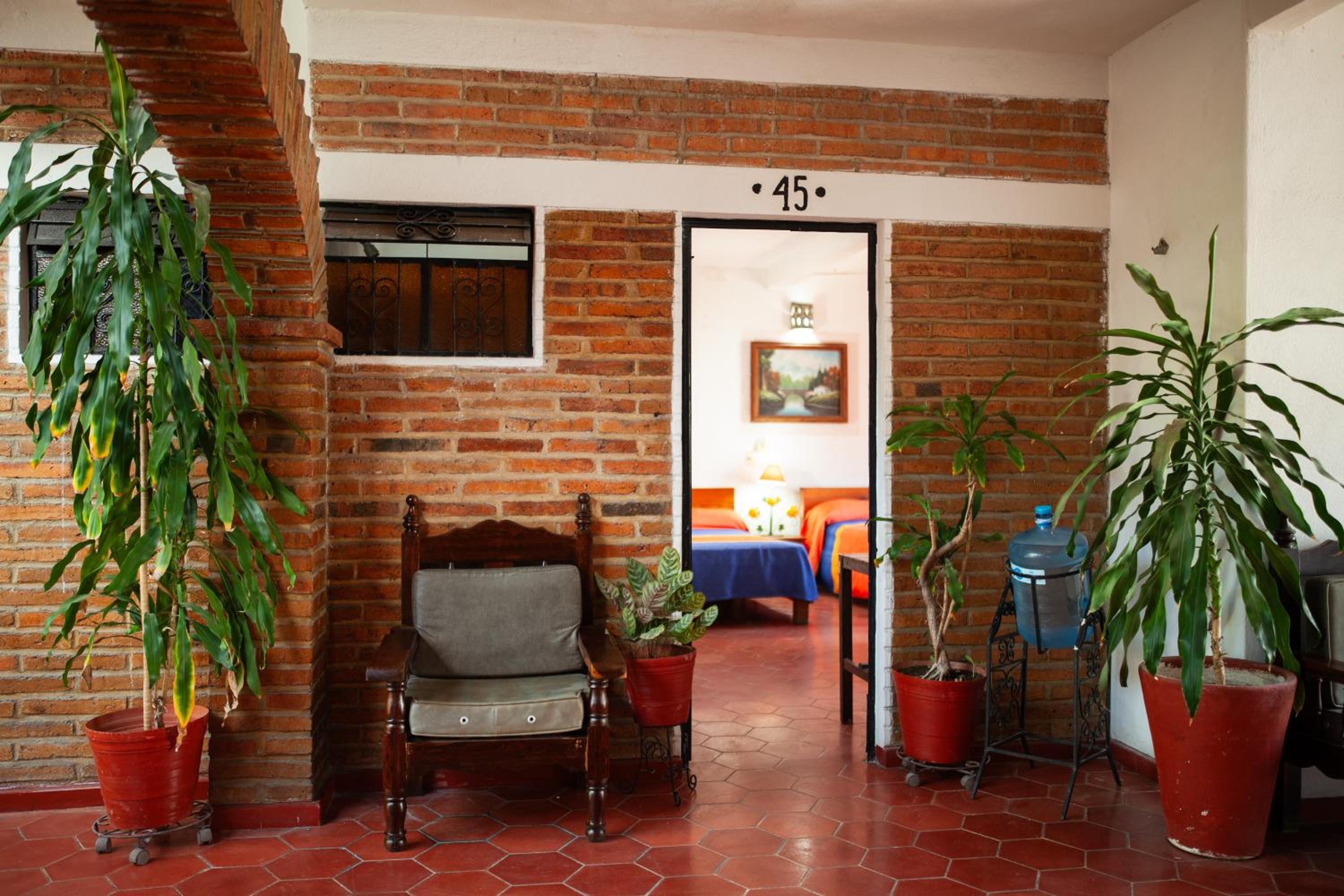 Hotel Azteca 19/26