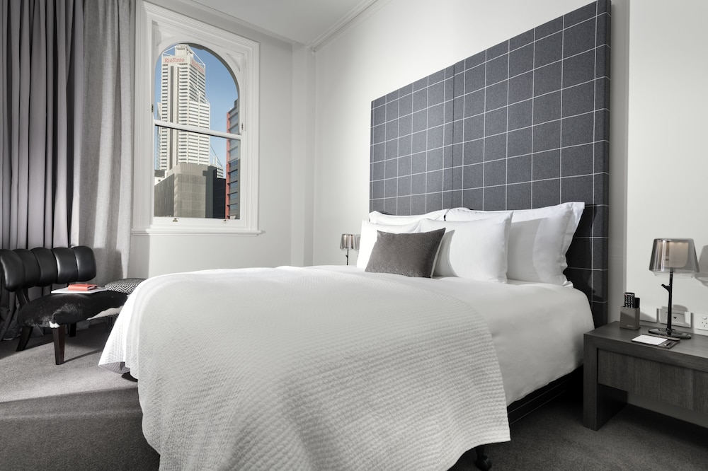 The Melbourne Hotel 21/69
