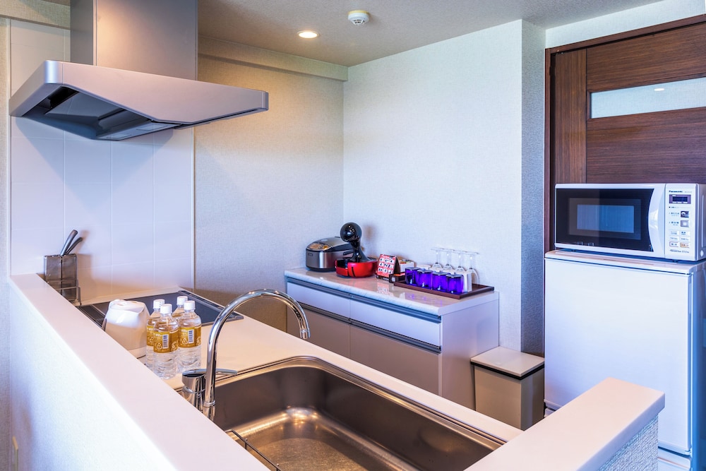 Condo, Suite, Quadruple, 4 Beds