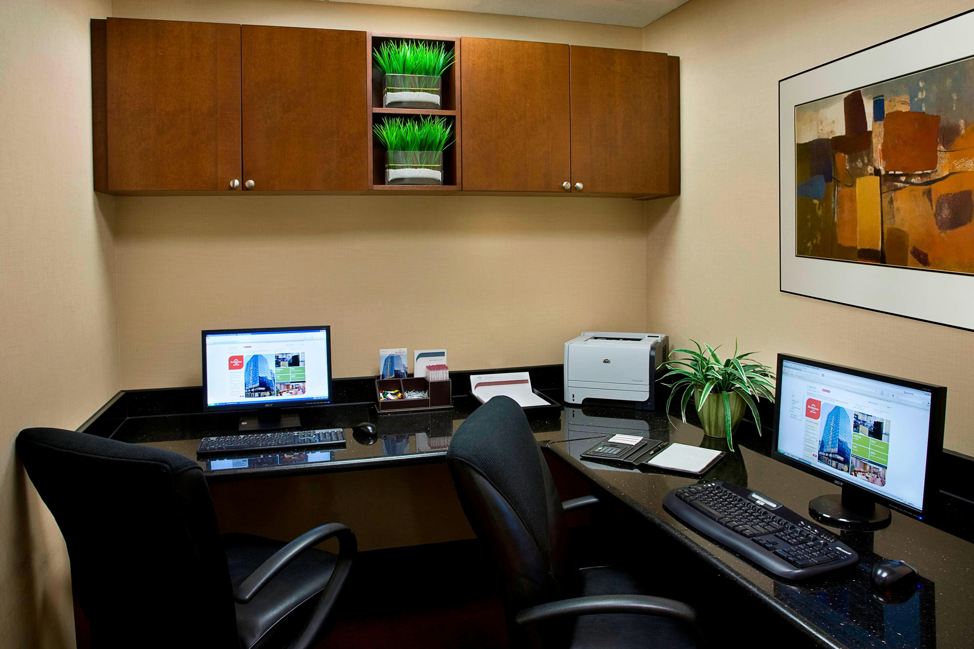 Residence Inn by Marriott Toronto Downtown/Entertainment District 21/26