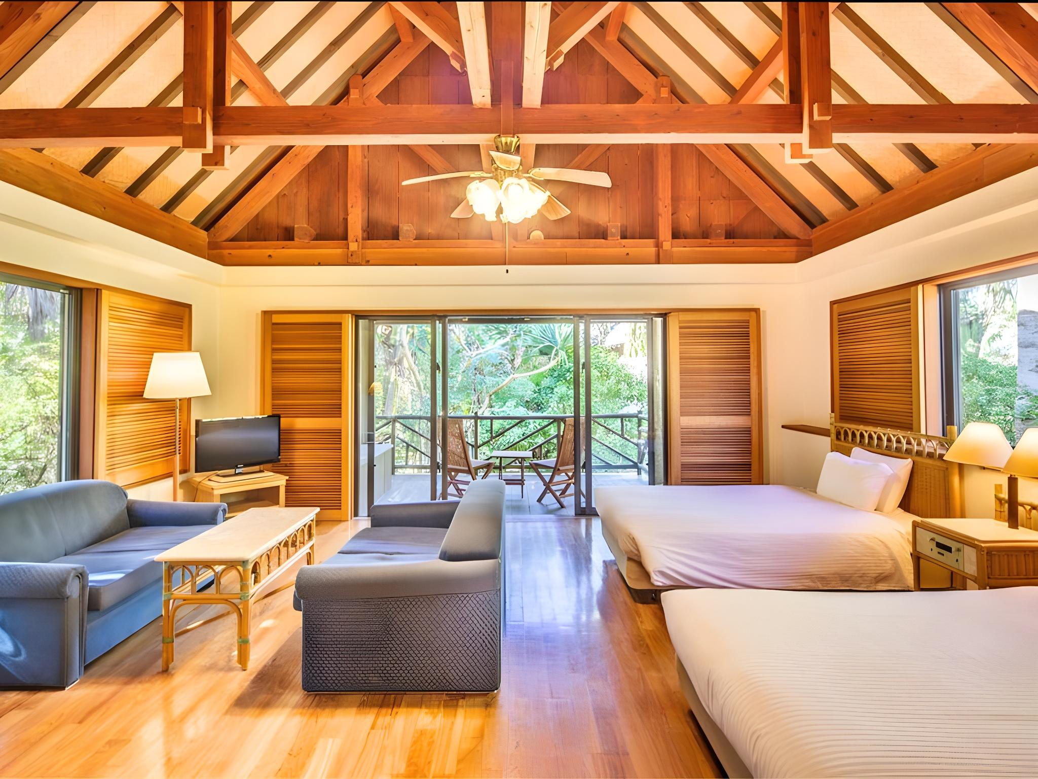 Village, Villa, Jetted Tub