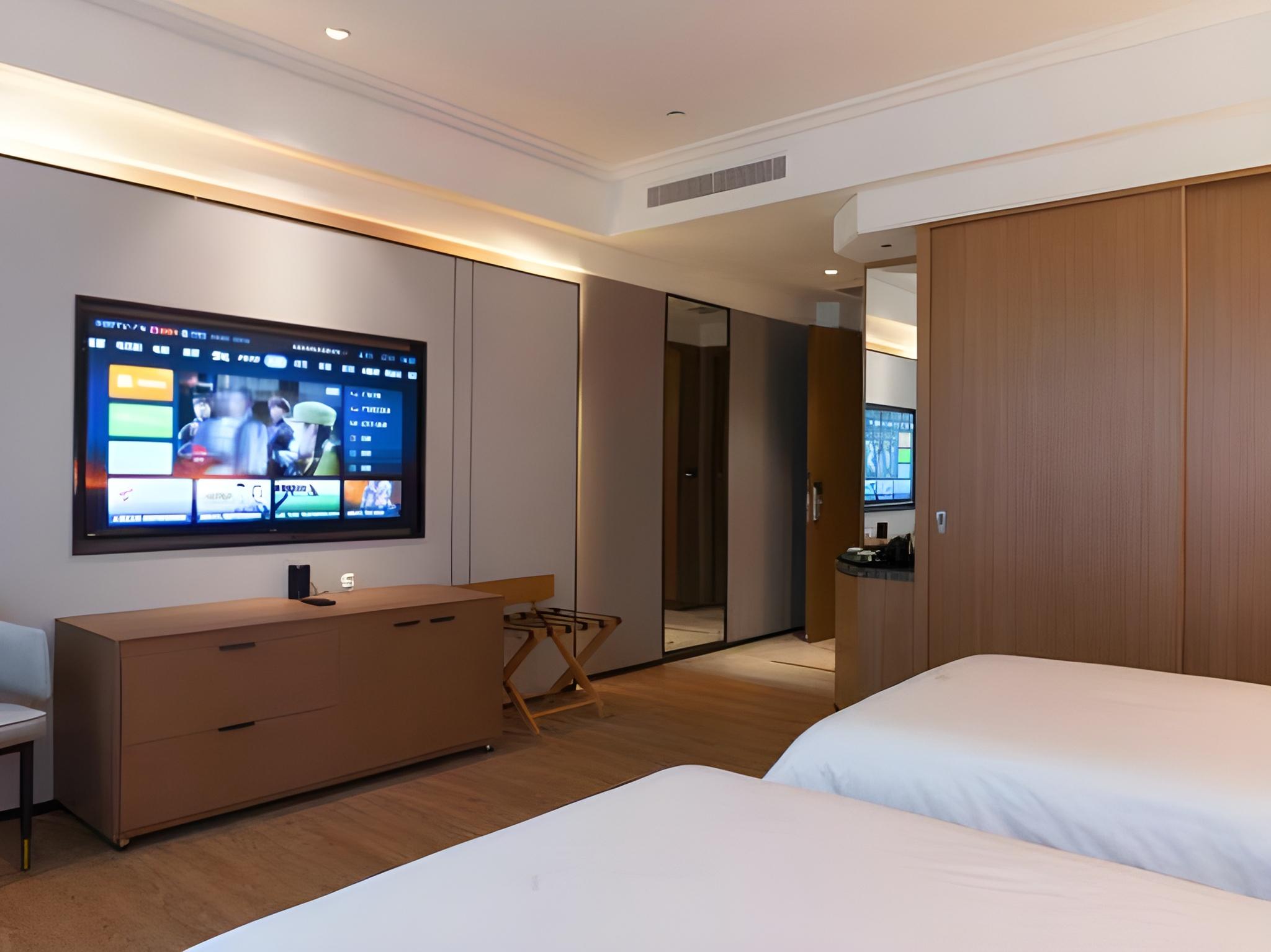 Theme, West, Family, Suite