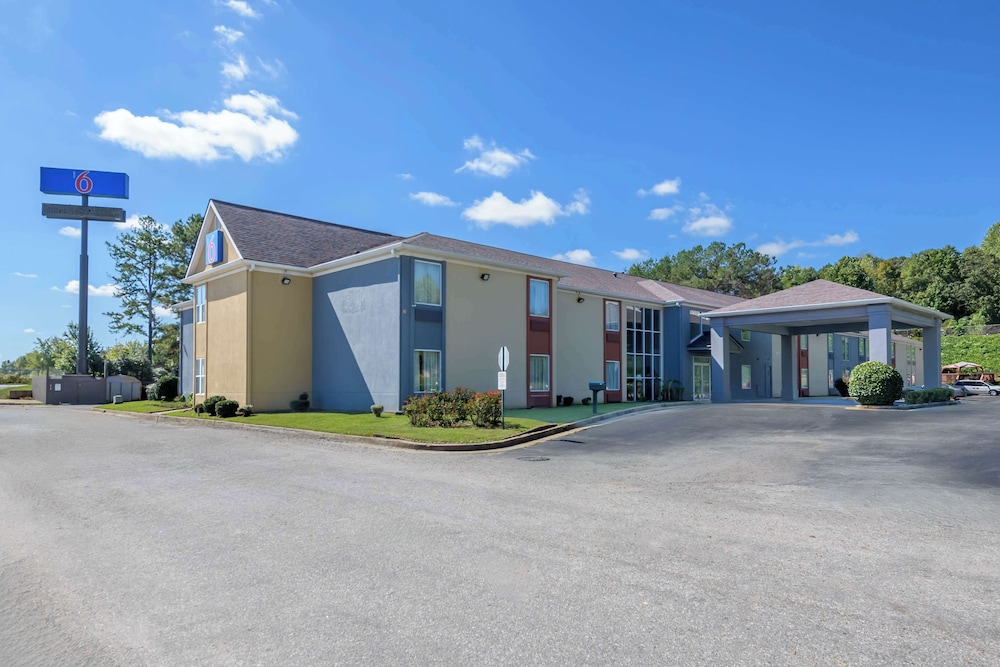 Motel6 Dawsonville, GA - North GA Premium Outlets 38/51