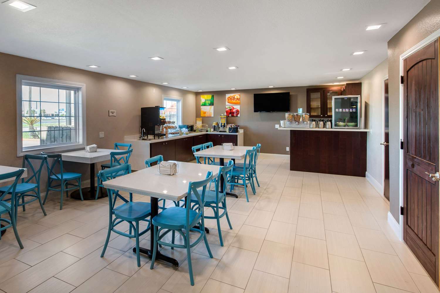 Quality Inn and Suites Port Arthur Nederland 7/10