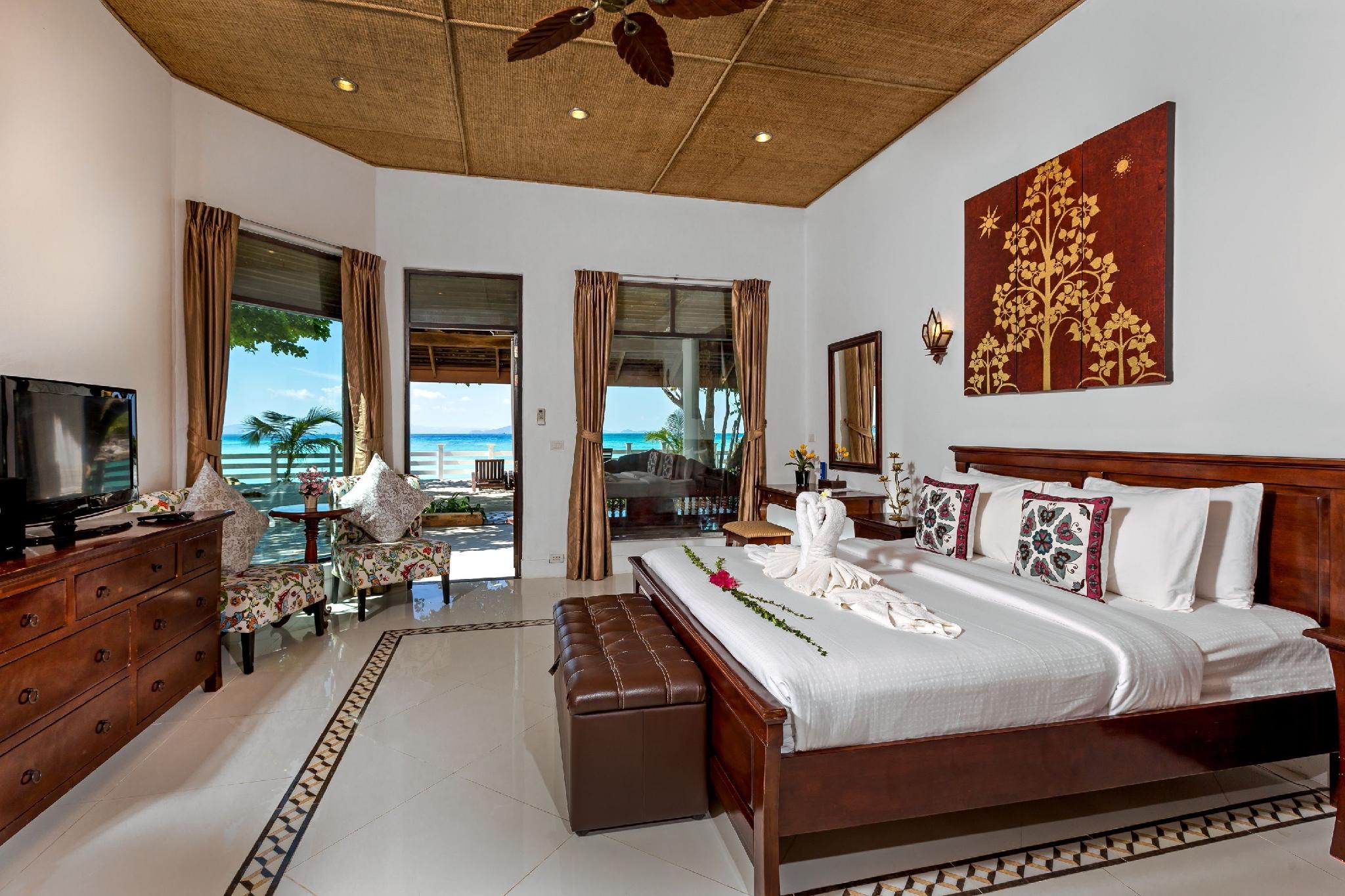Room, Beach Front