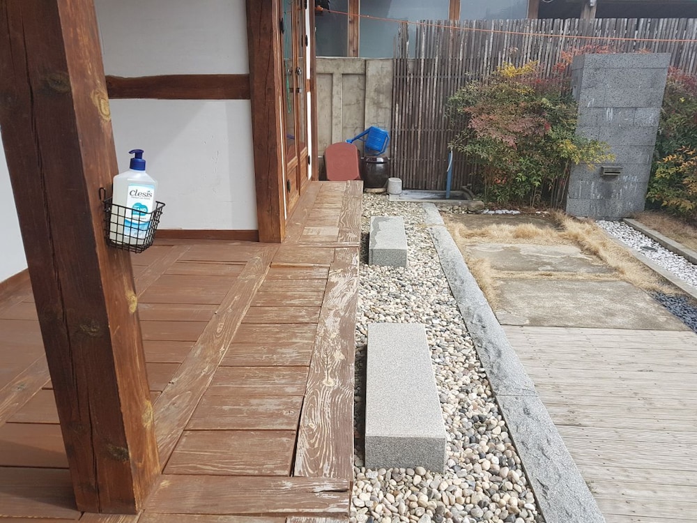 Sarangroo 8/50