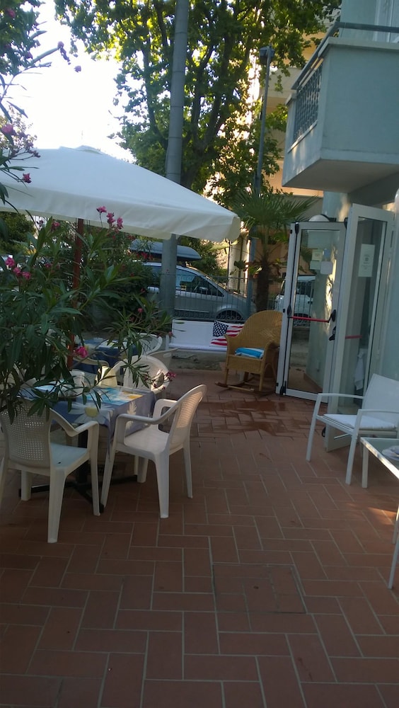 Hotel Maria Gabriella 38/40
