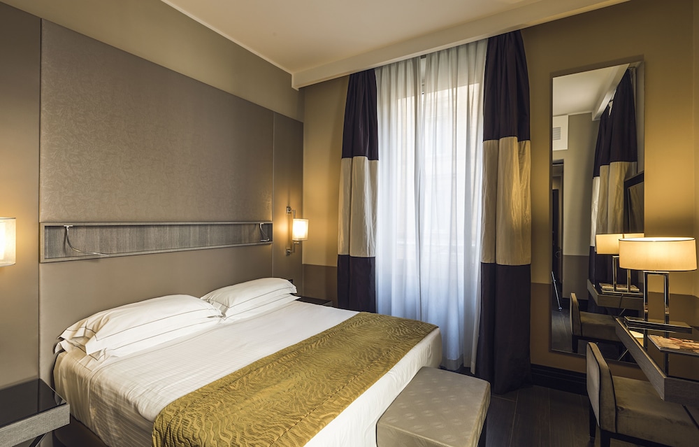 Rome Life Hotel 12/58
