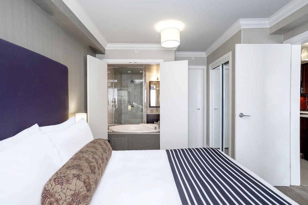 Sandman Hotel & Suites Calgary South 13/65