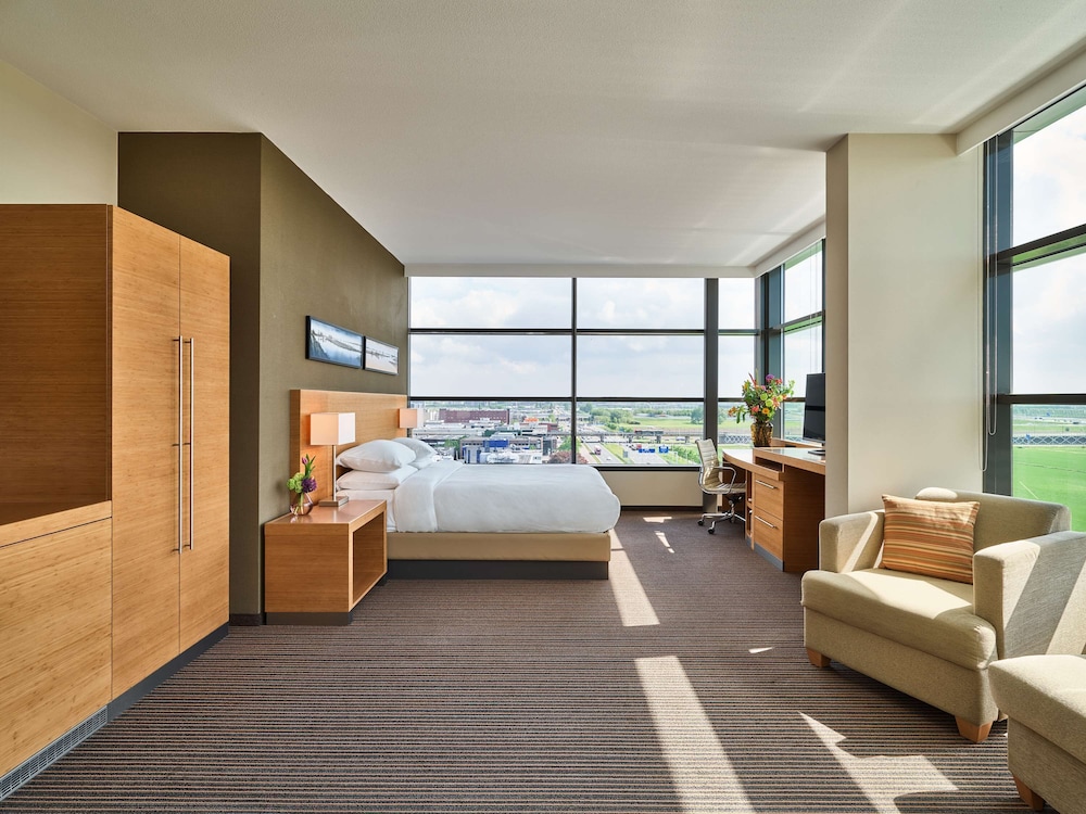 HYATT PLACE AMSTERDAM AIRPORT 10/66