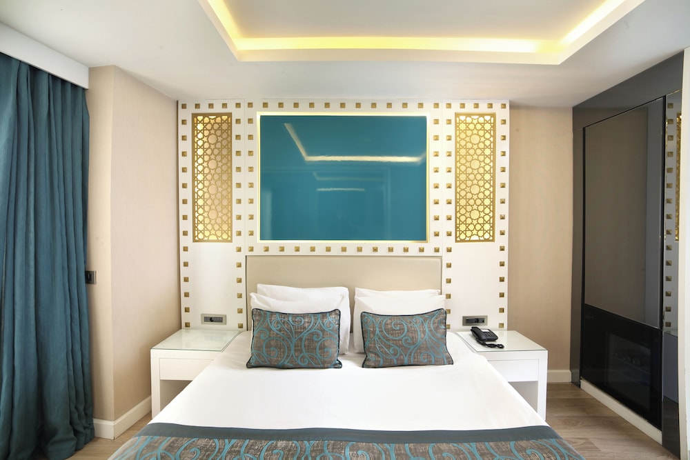 Great Fortune Hotel & SPA 65/70