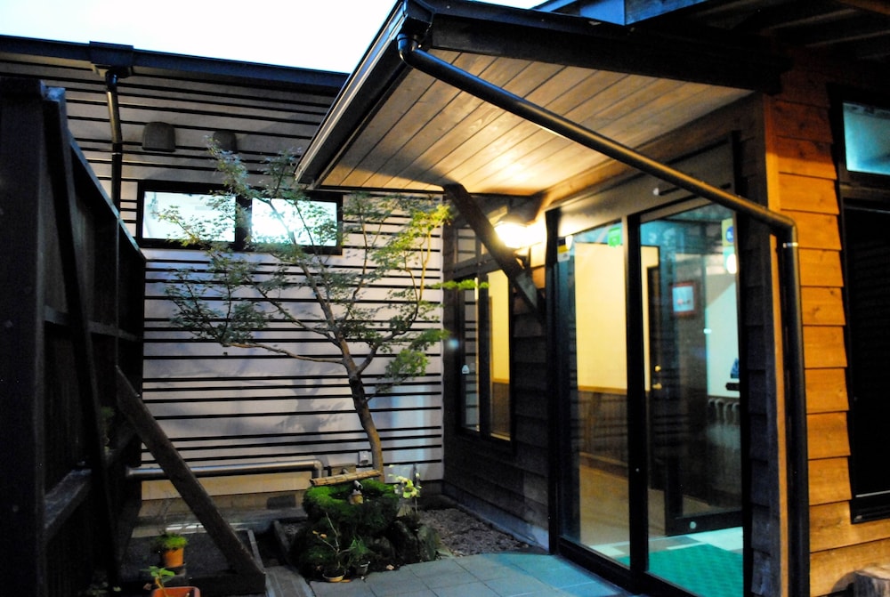 Ryokan Yufusan in YUFU
