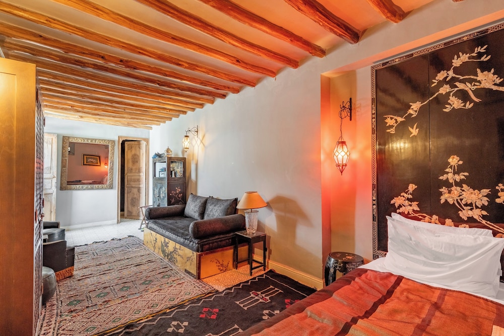 Riad Yamina 52 27/50