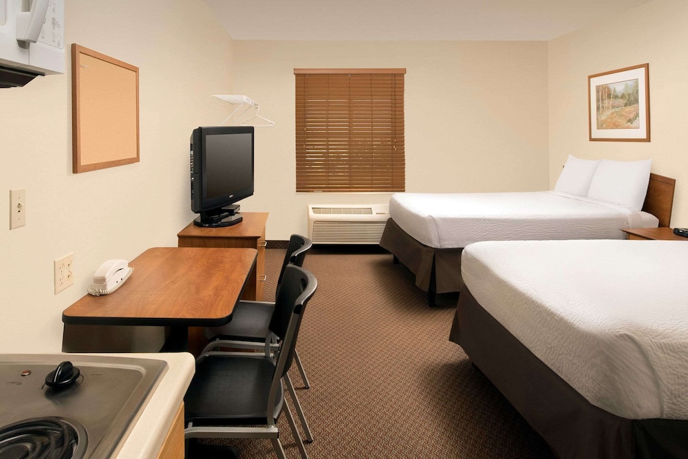 WoodSpring Suites Midland 20/32