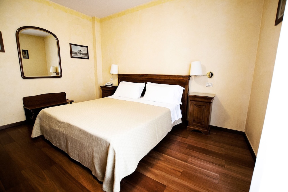 Diana Suites 15/30