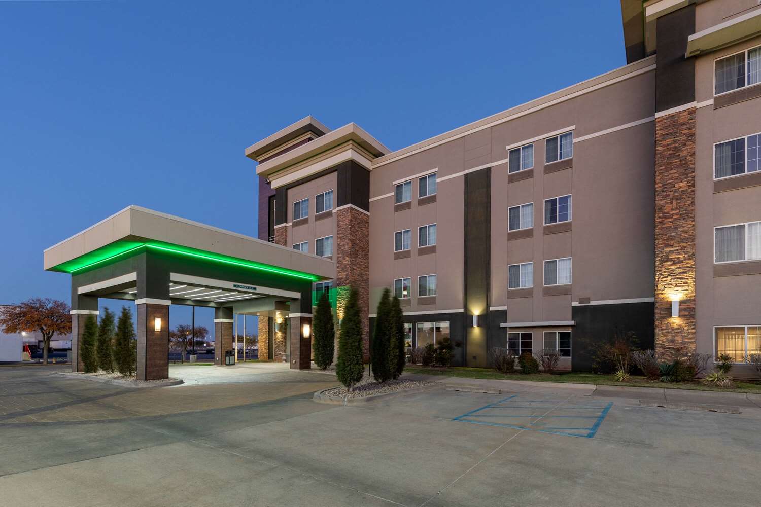 La Quinta Inn & Suites by Wyndham Wichita Falls - MSU Area 40/40