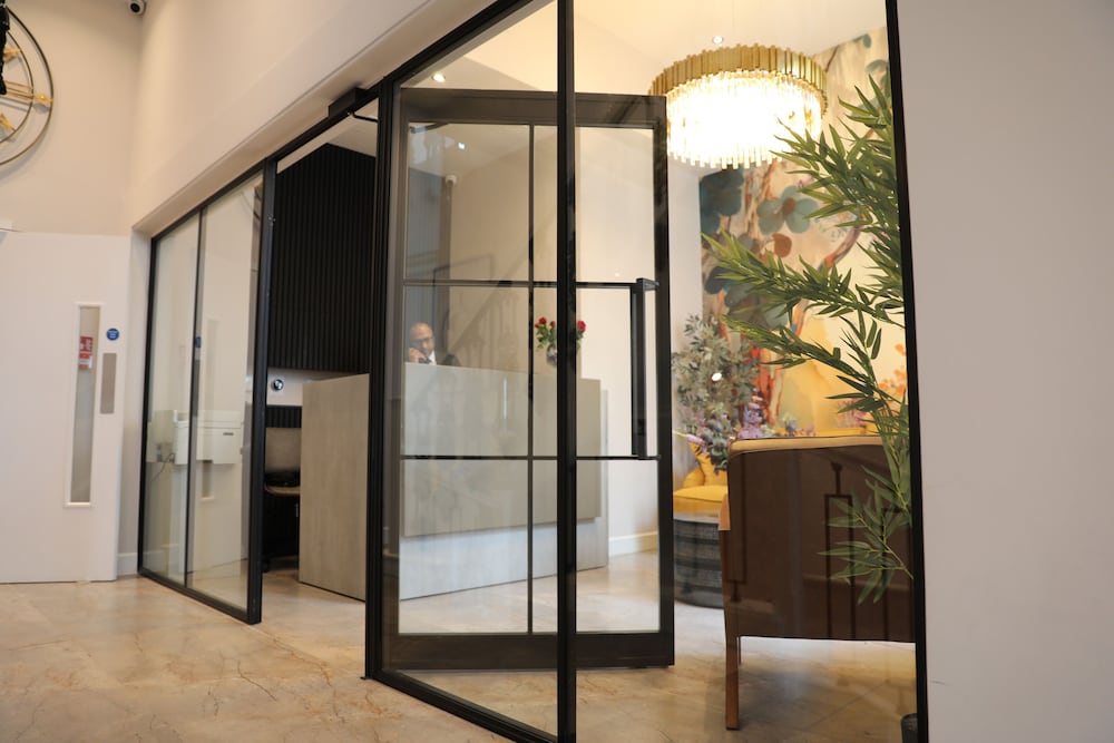 Reem Hotel 5/65