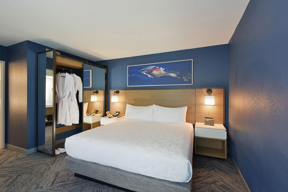 Hyatt Centric Santa Clara Silicon Valley 10/50
