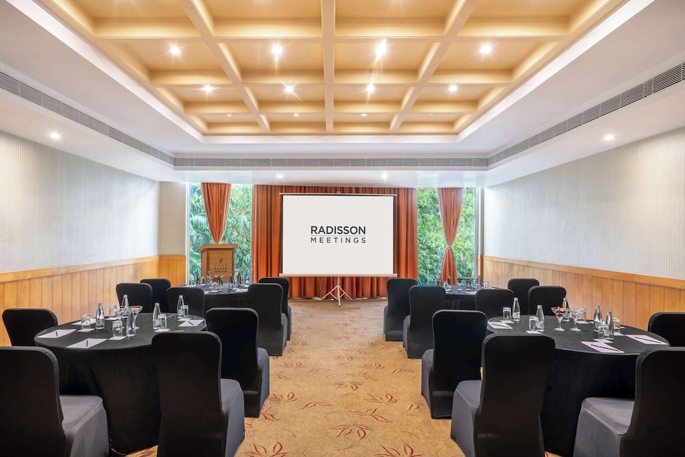 Park Plaza Chennai Omr 64/72