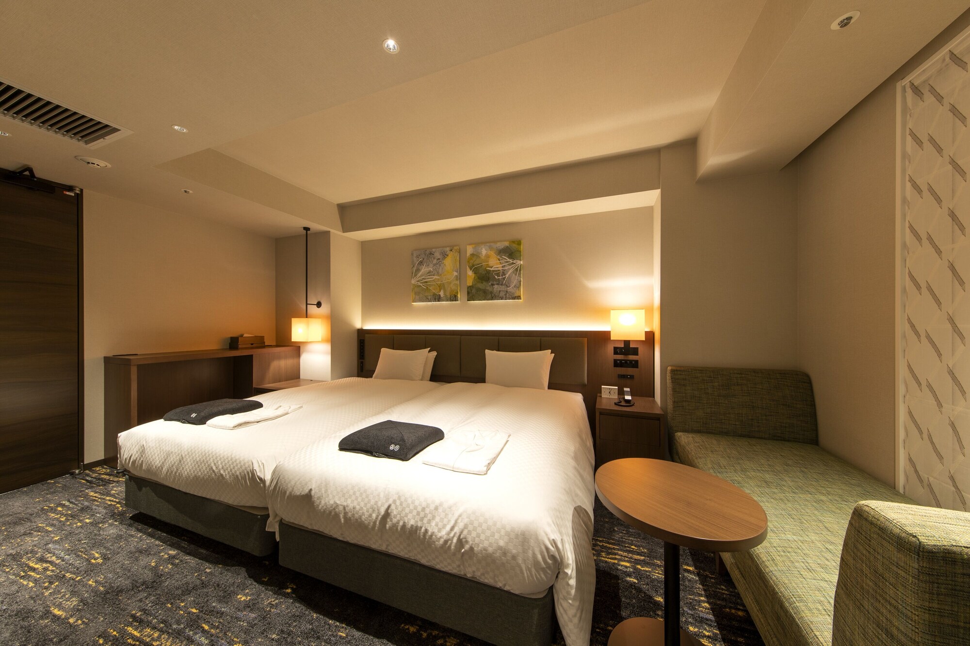 Forza, Twin Beds