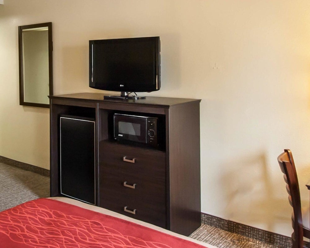 Quality Inn Hayti Comfort Inn Hayti 12/26