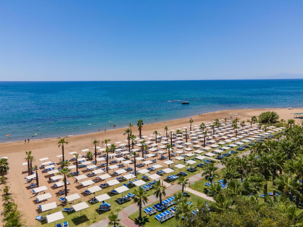 Sural Resort 63/65
