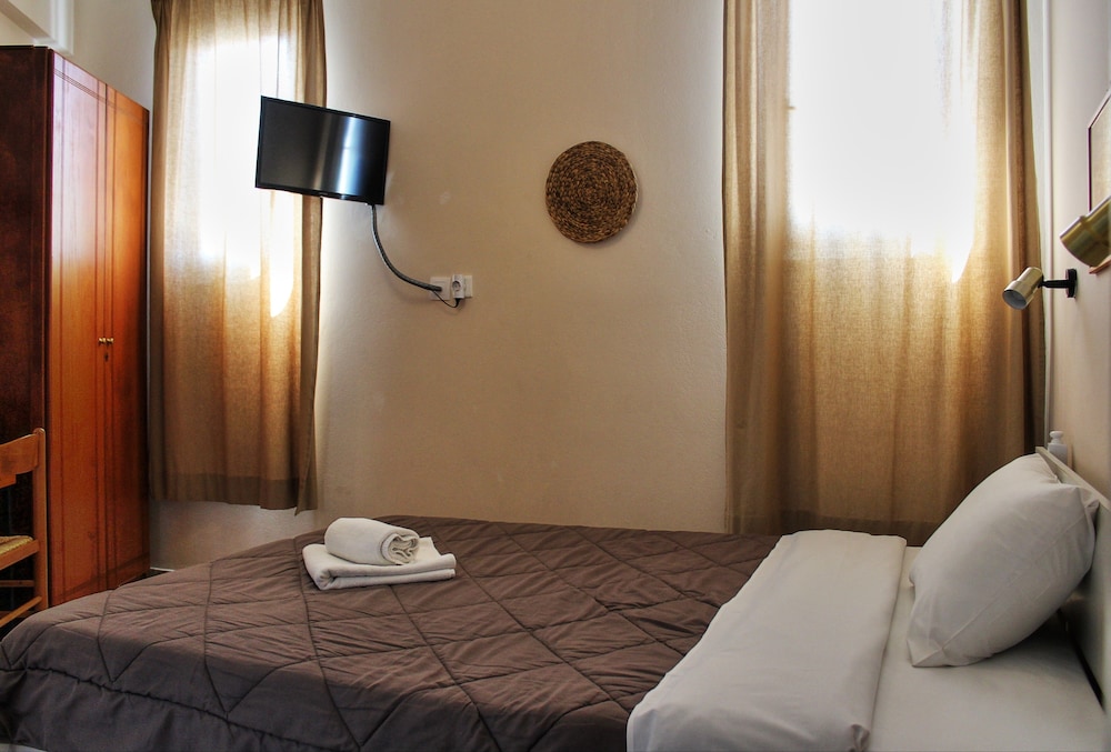 Aegina Hotel 50/73