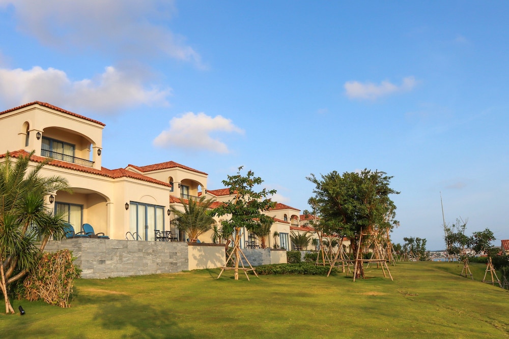 Centara Mirage Resort Mui Ne 7/82
