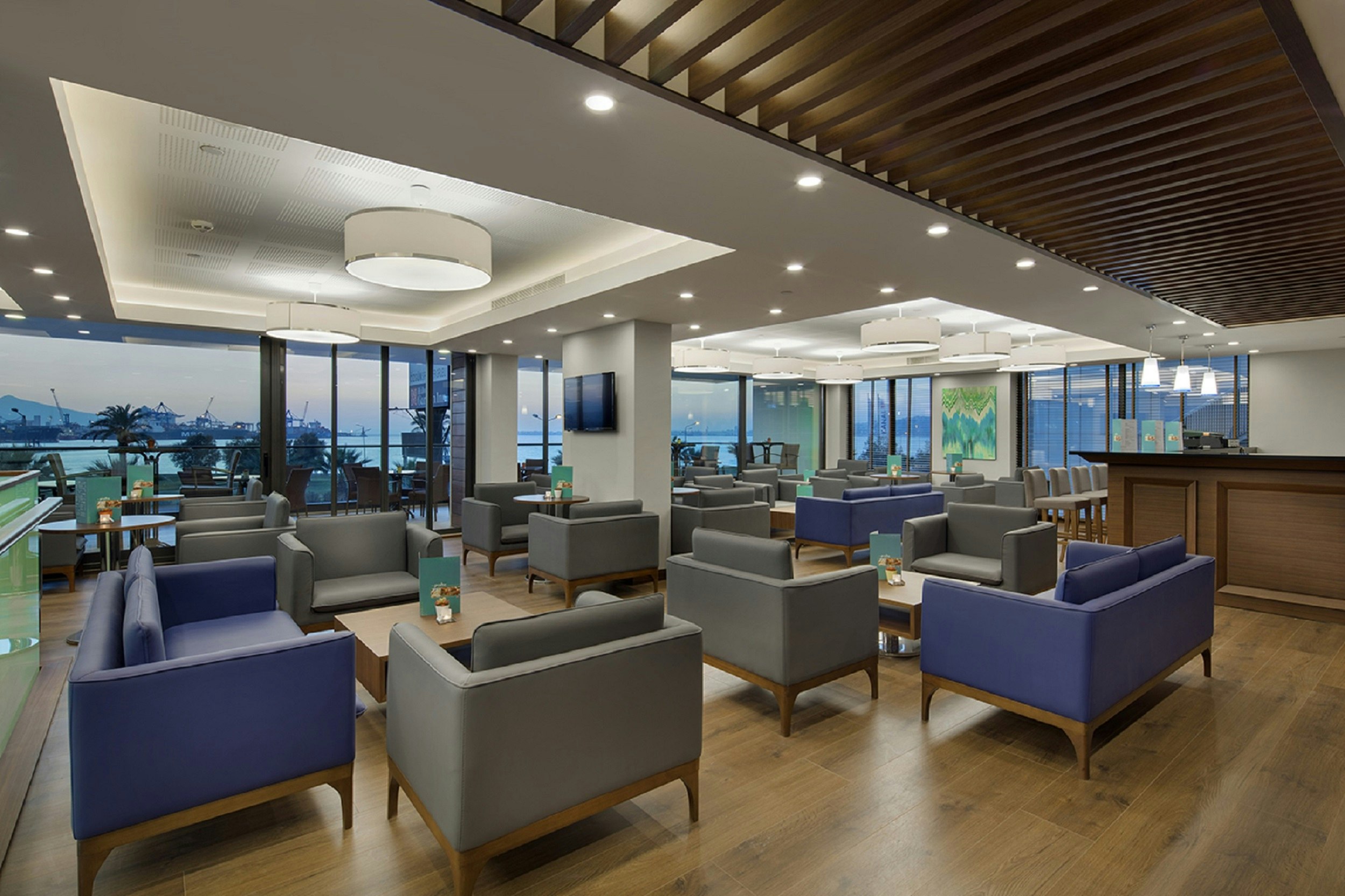 Hilton Garden Inn Izmir Bayrakli 6/20