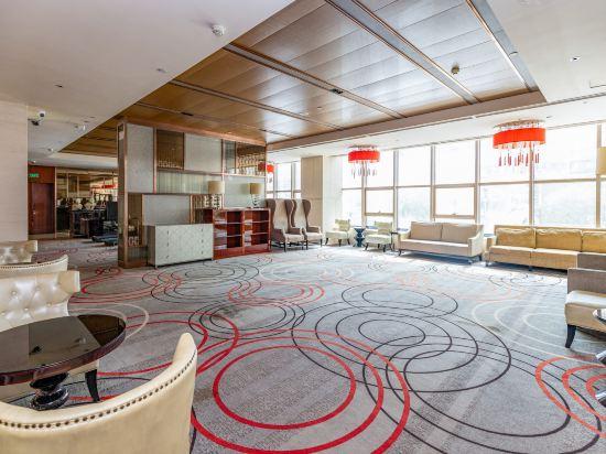 Jitang New Century Hotel 32/34