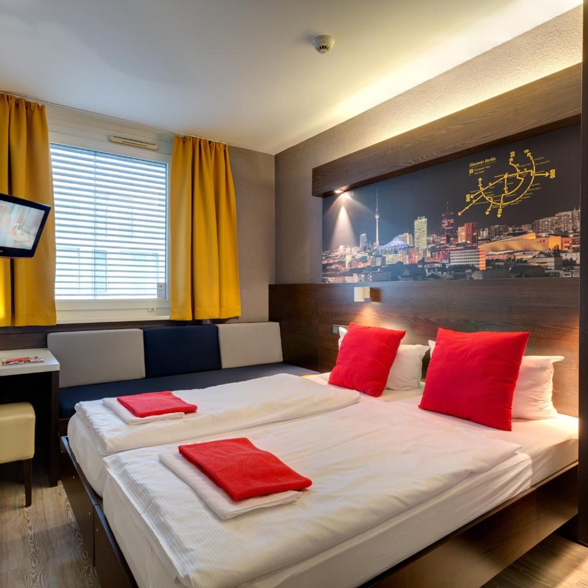 Meininger Hotel Berlin Hauptbahnhof 11/42